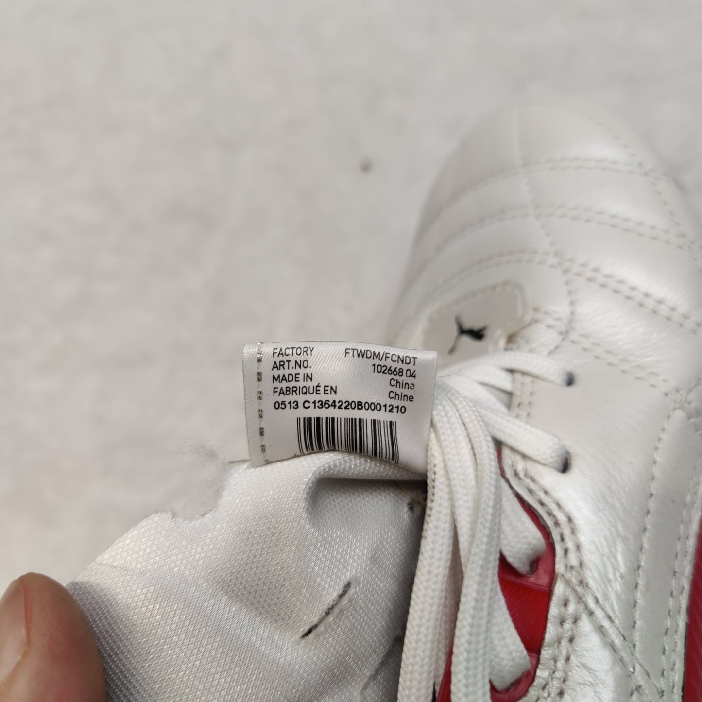 Puma King White/Red/Black Sneaker Trainers Shoes Men Size UK 8.5 EU 42.5