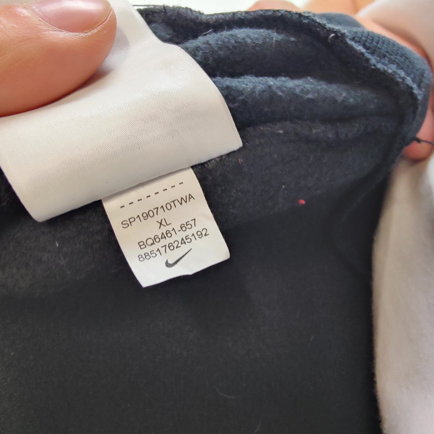 Nike HBR Big Centre Swoosh Red Black White Pullover Sweatshirt Men XL