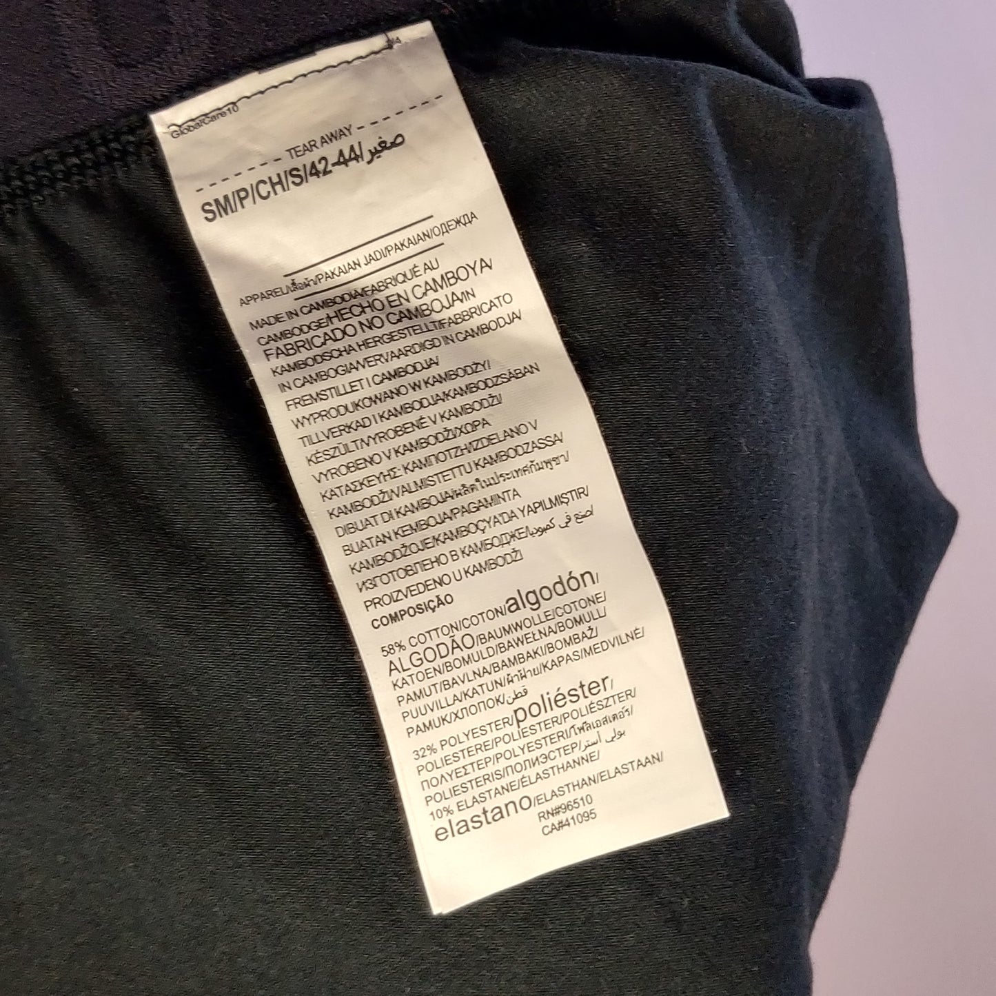 Under Armour HeatGear Black Spellout Mid Rise Compression Leggings Women Small