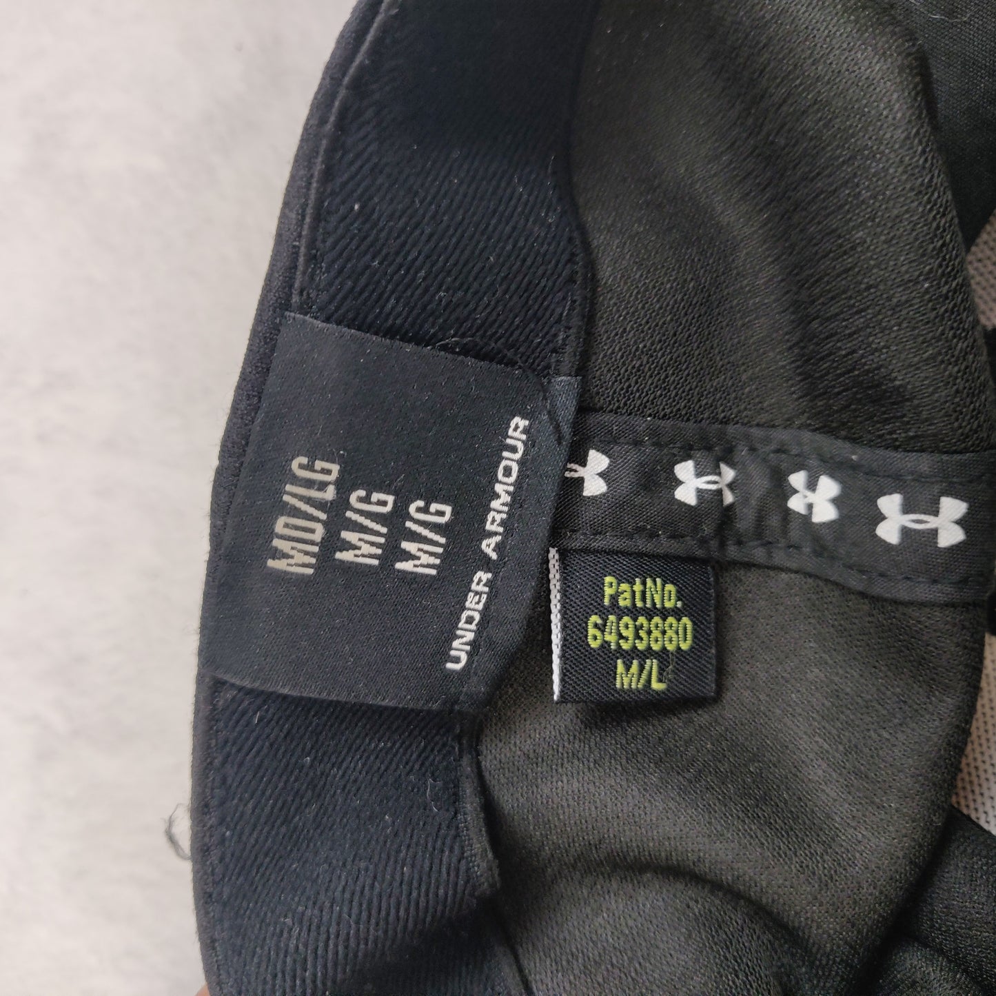 Under Armour Blitzing 3.0 Black Embroidered Logo Baseball Cap Golf Hat Men Unisex