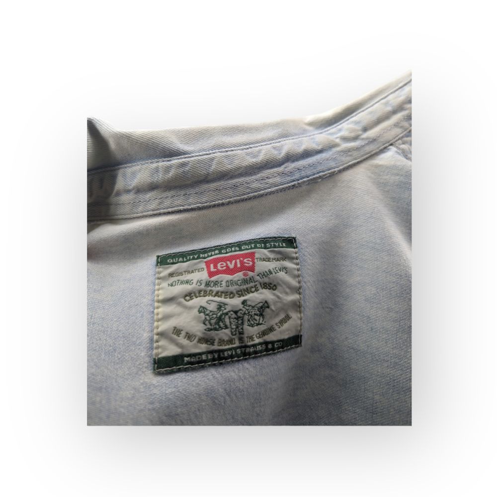 Levi's Vintage Blue Long Sleeve Button Up Denim Shirt Men Size Large