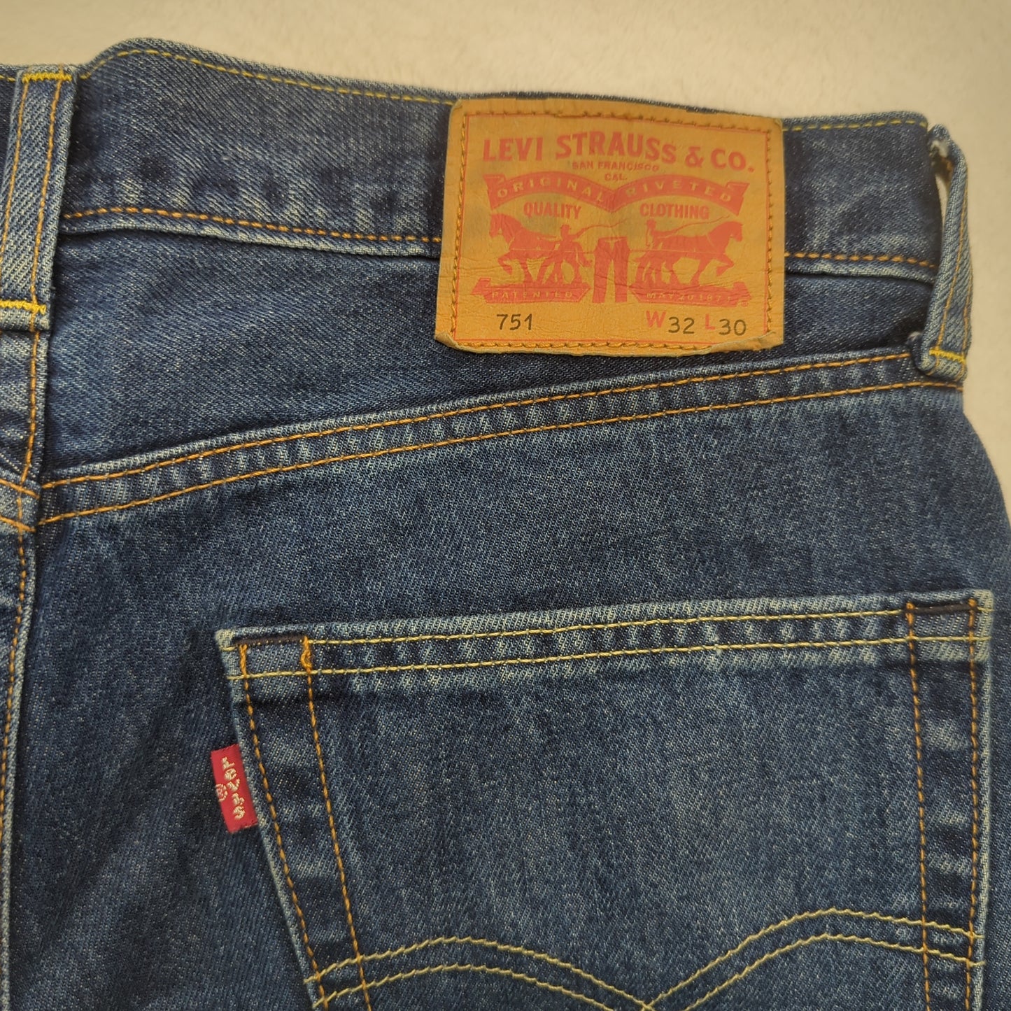 Levi's 751 Blue Straight Fit Denim Jeans Men W32 L30