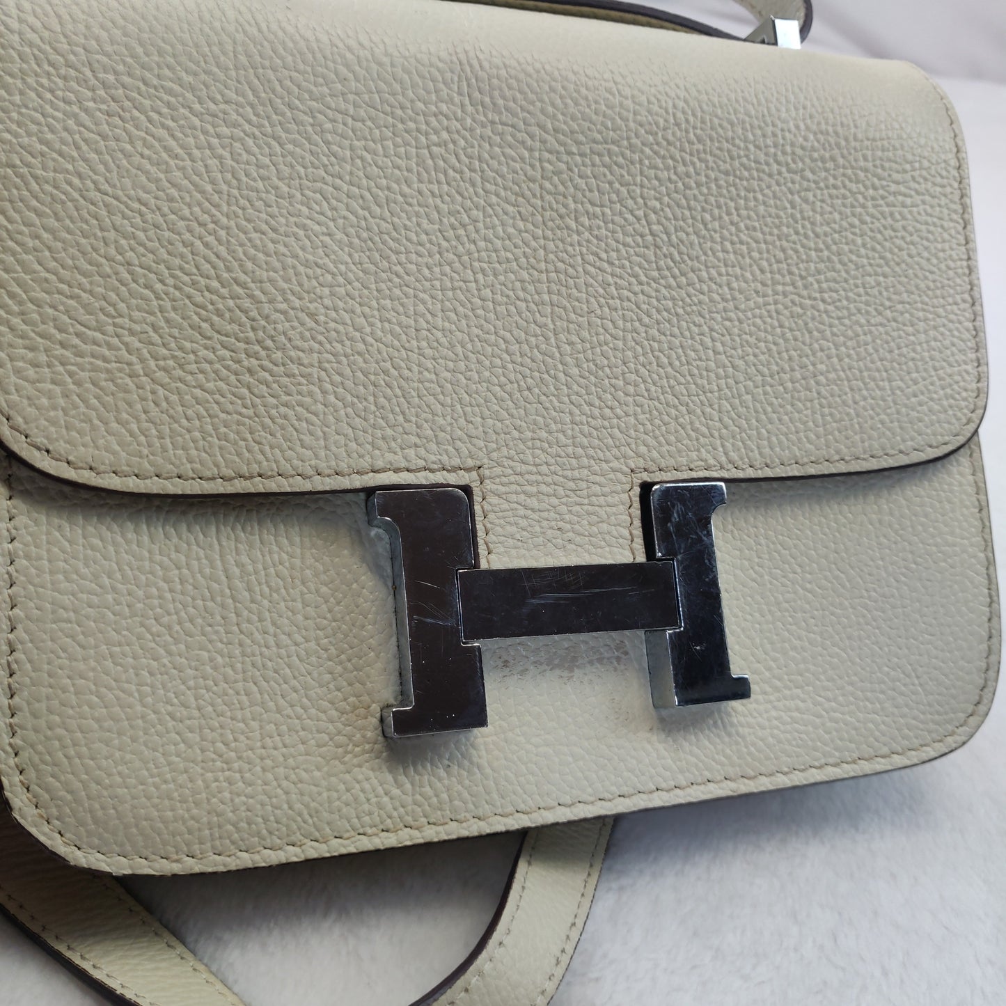 Hermès Constance 18 Mini White Pearl Leather Shoulder Bag Women