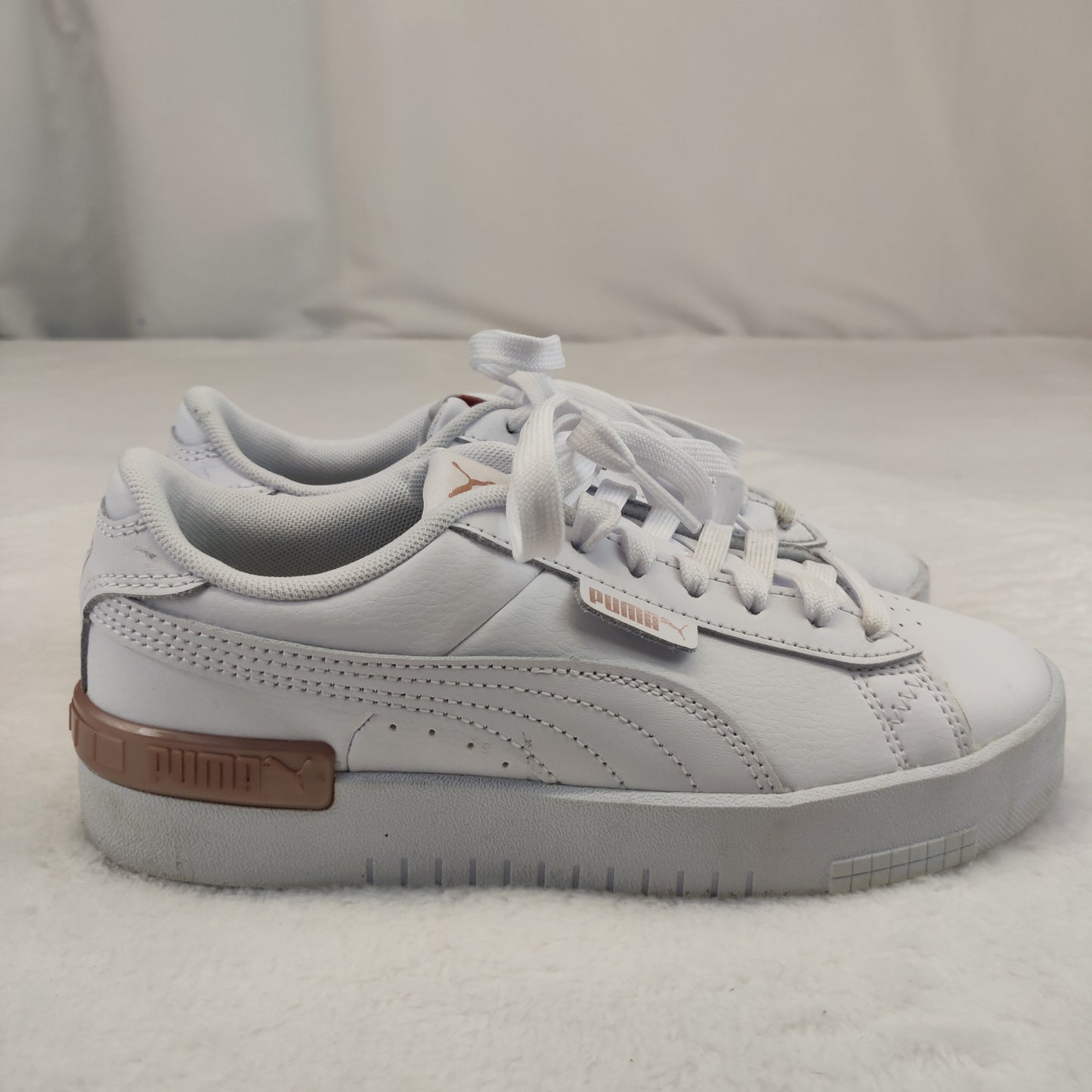 Puma Jada White Leather Sneaker Trainers Women UK 3