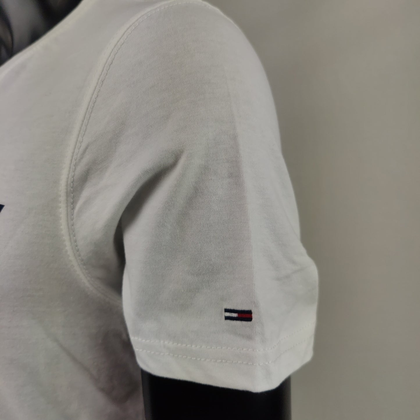 Tommy Hilfiger White Short Sleeve T-Shirt Men Size Large