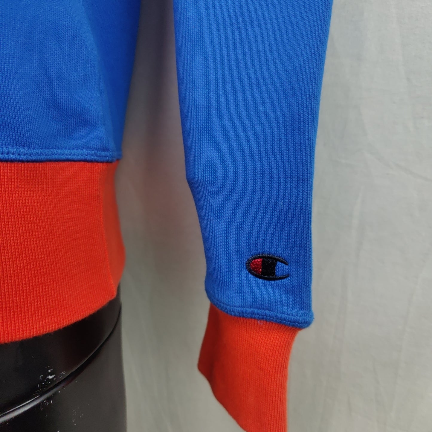 Champion Vintage 90's Blue Pullover Sweatshirt Men Size Small