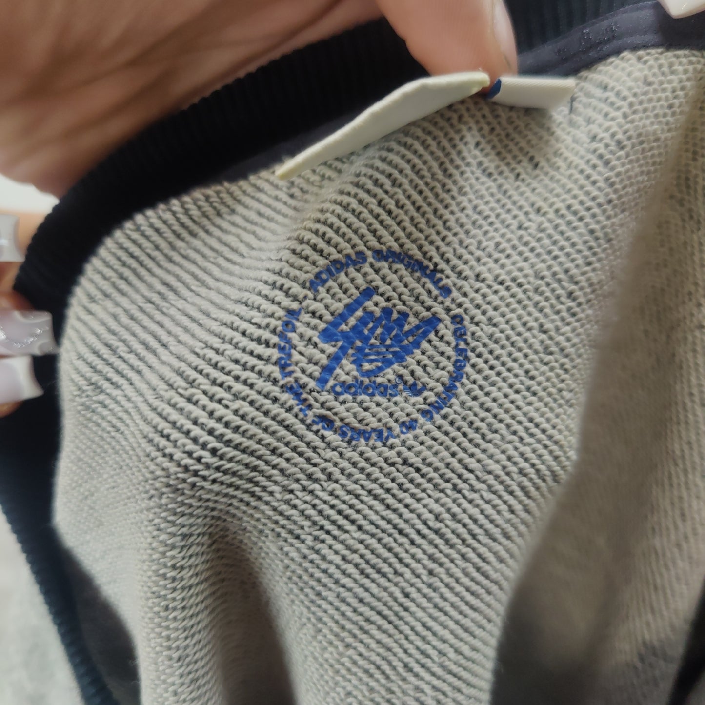 Adidas Originals Grey Pullover Crew Neck Sweatshirt Women Size Small