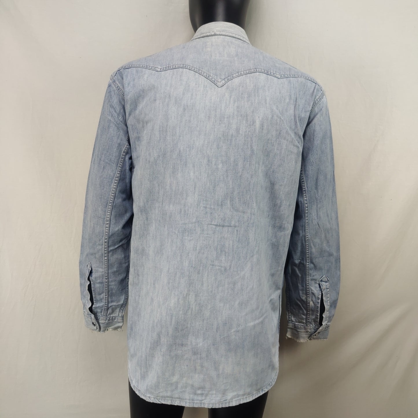 Levi's Vintage Blue Long Sleeve Casual Denim Shirt Men Size Medium