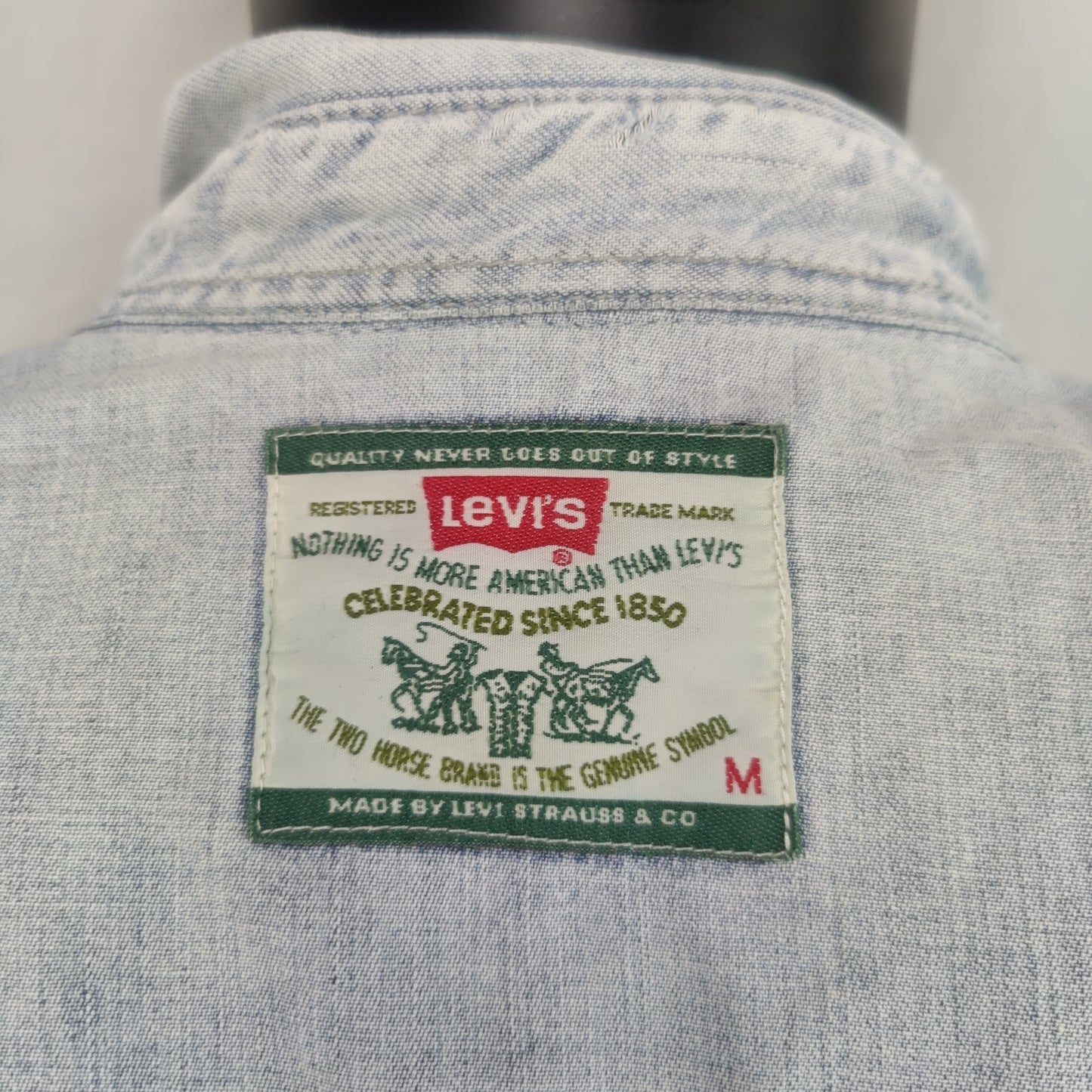 Levi's Vintage Blue Long Sleeve Casual Denim Shirt Men Size Medium