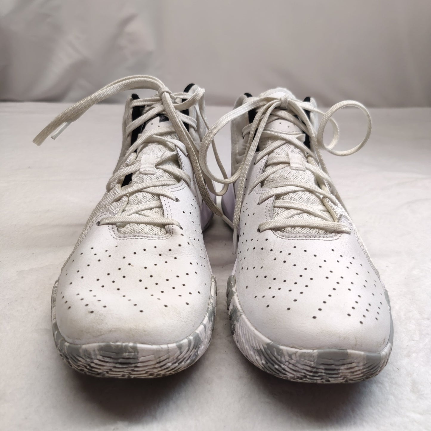 Under Armour Jet 21 White Basketball Sneaker Trainers Shoes Men UK 7.5