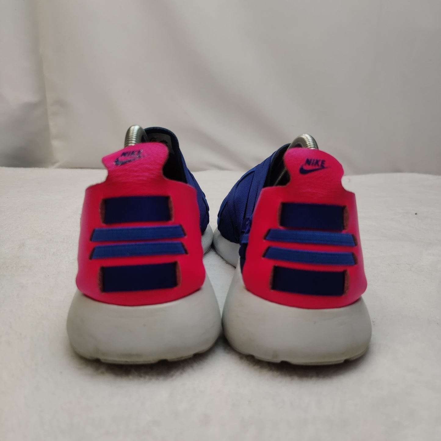 Nike Rosherun Blue Pink Running Sneaker Trainers Shoes Women UK 7 EU 41