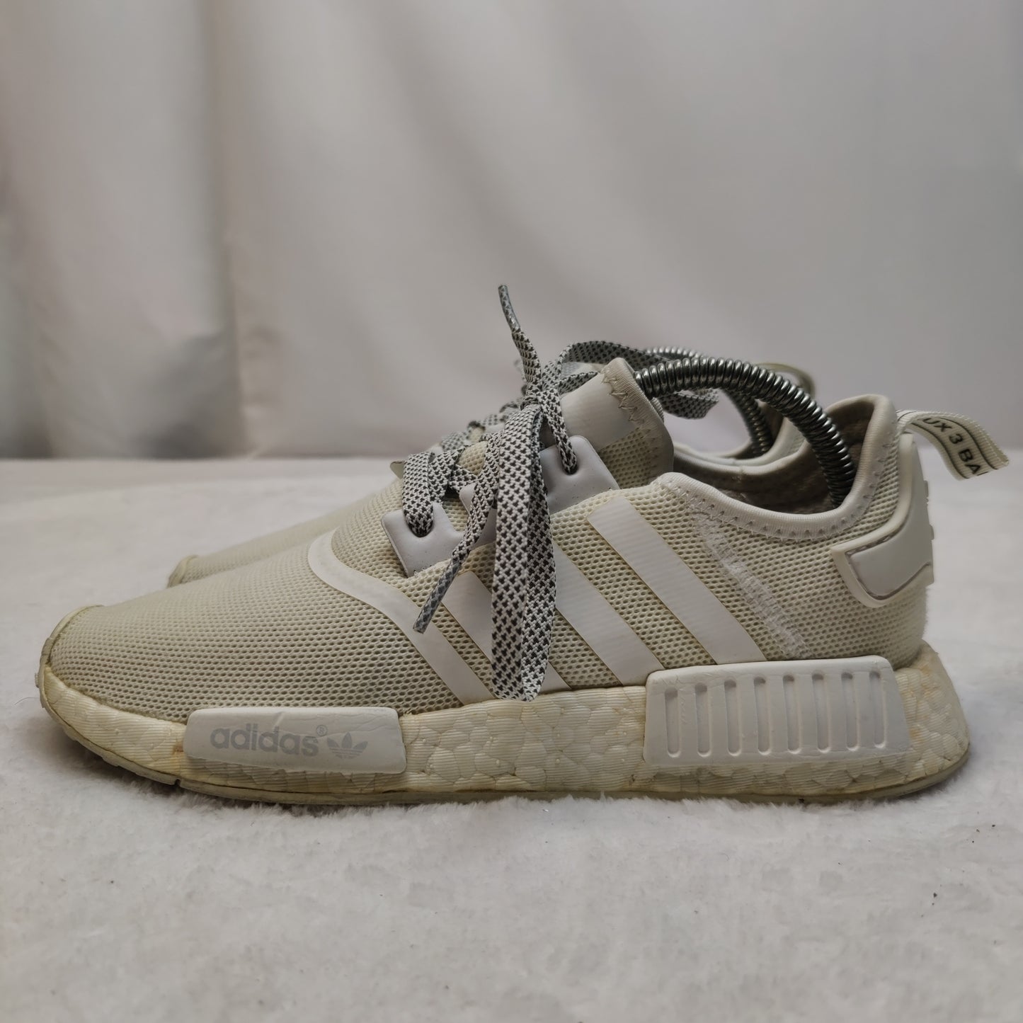 Adidas NMD R1 White Reflective Sneaker Trainers Shoes Men Size UK 7 EU 40.5