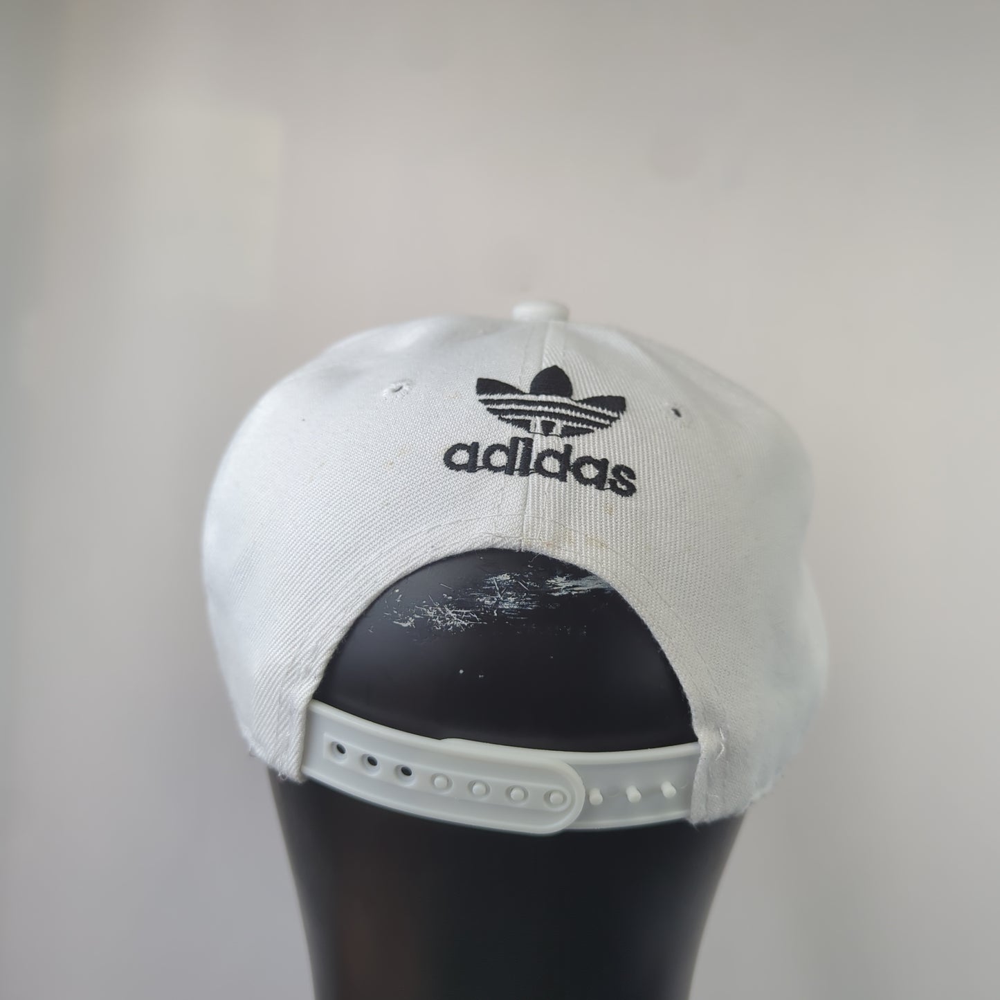 Adidas Vintage White Embroidered Snapback Cap Hat Men One Size