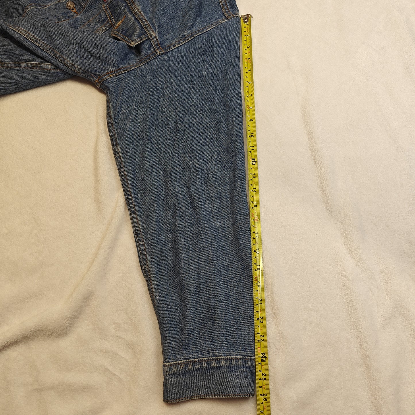 Levi Strauss Blue Denim Trucker Jacket Relaxed Fit Men Large 70507 VGC