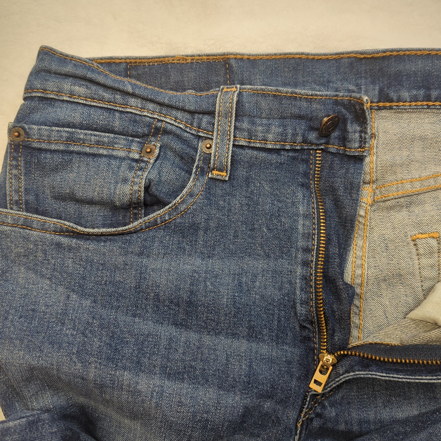 Levi's 505 Relaxed Straight Fit Blue Stonewash Denim Jeans Men Size W34/L30