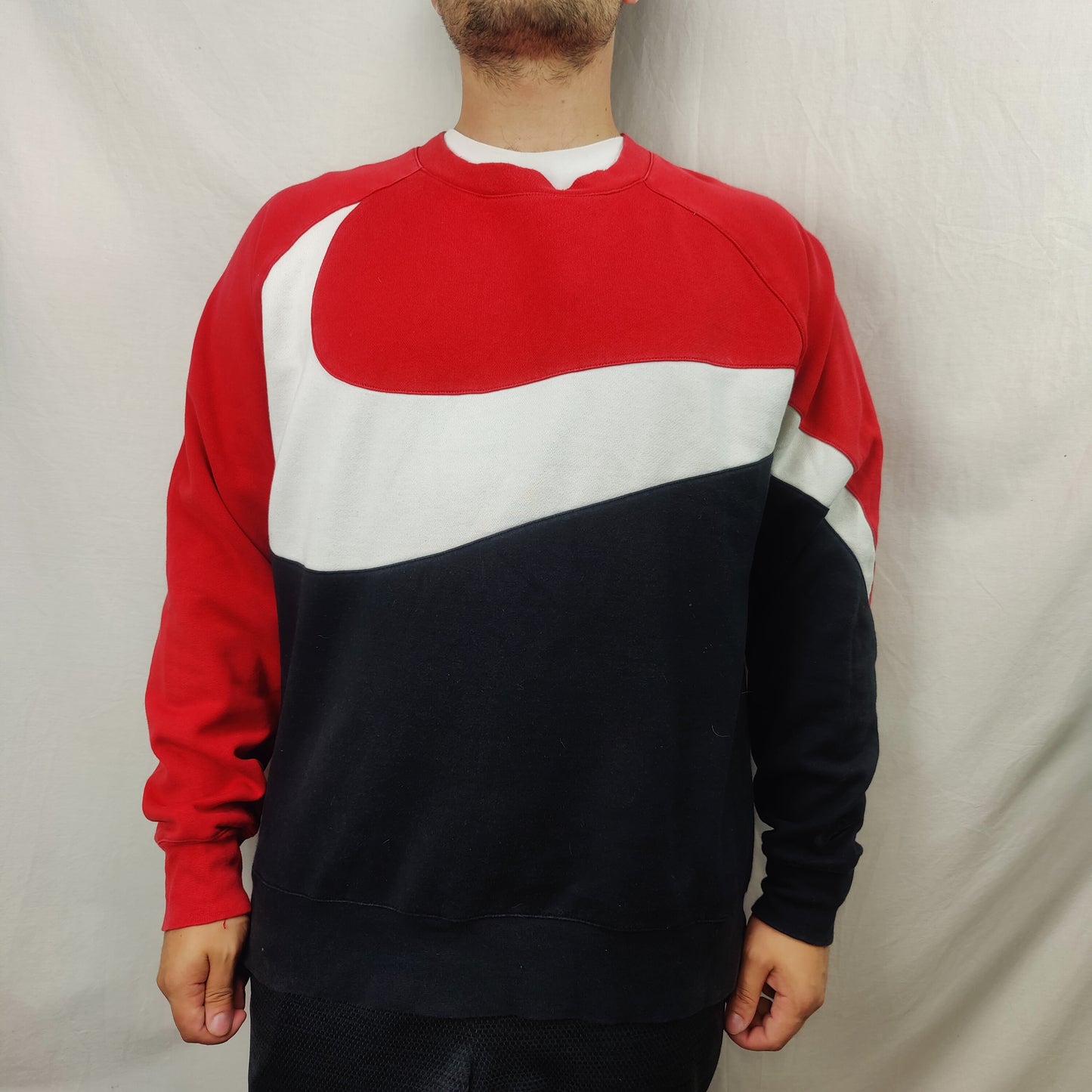 Nike HBR Big Centre Swoosh Red Black White Pullover Sweatshirt Men XL