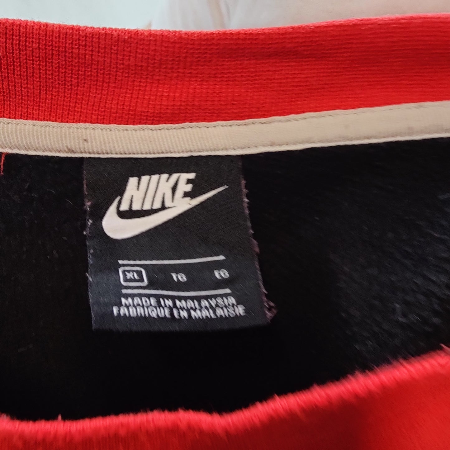 Nike HBR Big Centre Swoosh Red Black White Pullover Sweatshirt Men XL