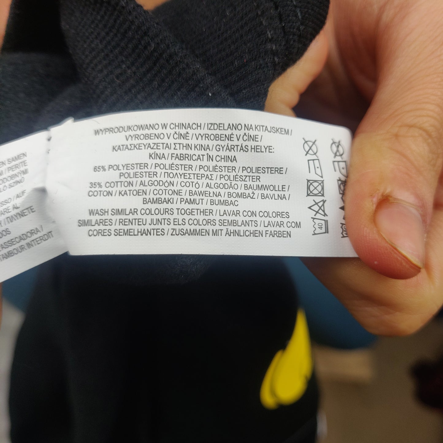 Disney Vintage Classic Mickey Mouse Black Pullover Sweatshirt Women Size Small