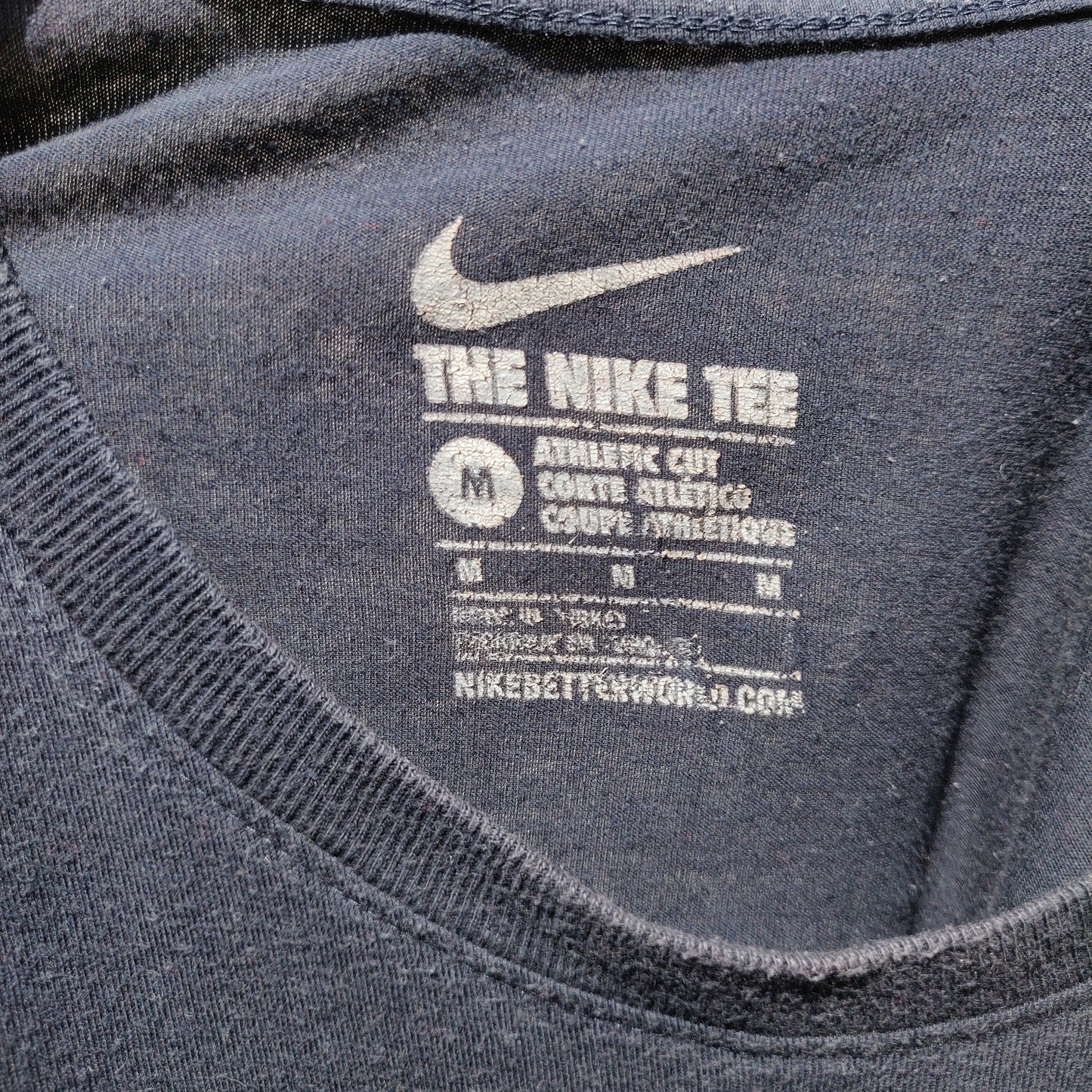 The Nike Tee Navy Blue Athletic Cut Short Sleeve Crew Neck T-shirt Men Size Medium