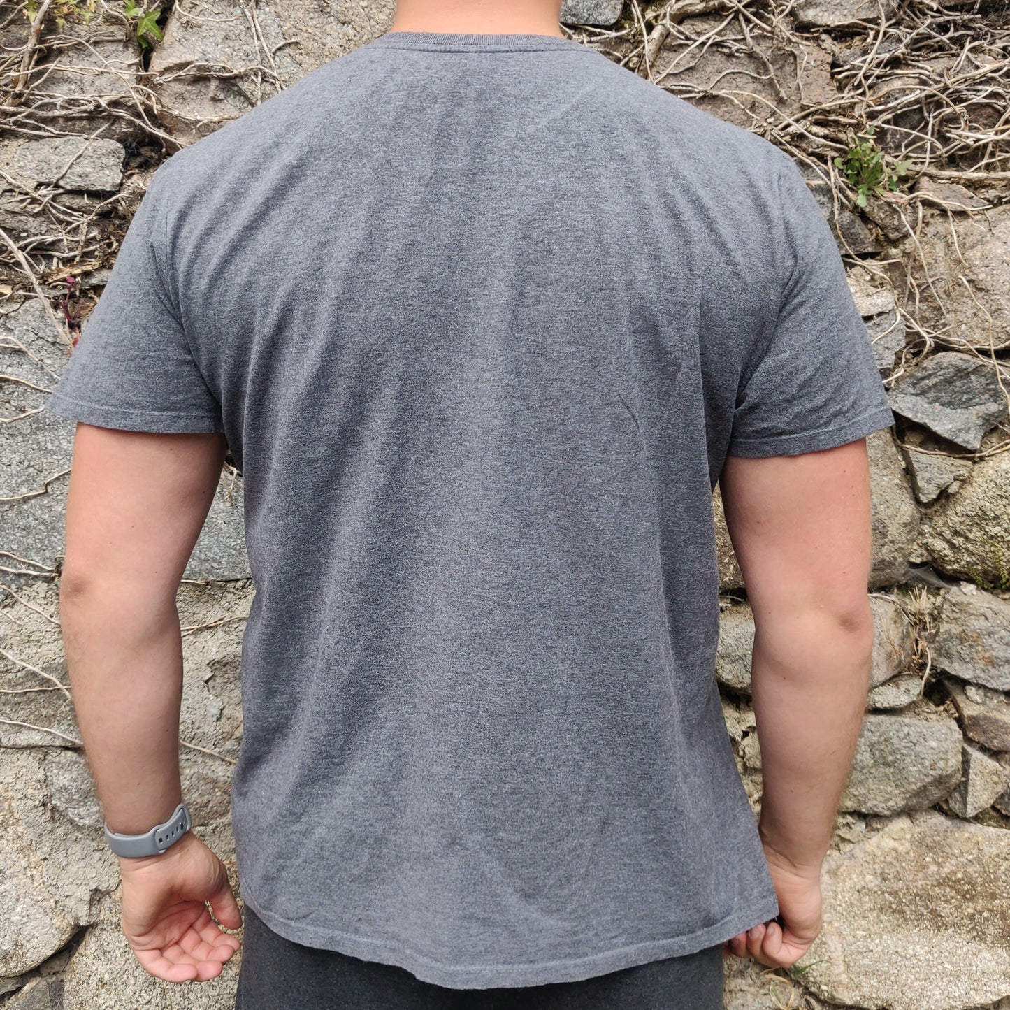 The Nike Tee Swoosh Grey Athletic Cut Crew Neck T-shirt Men Size Large