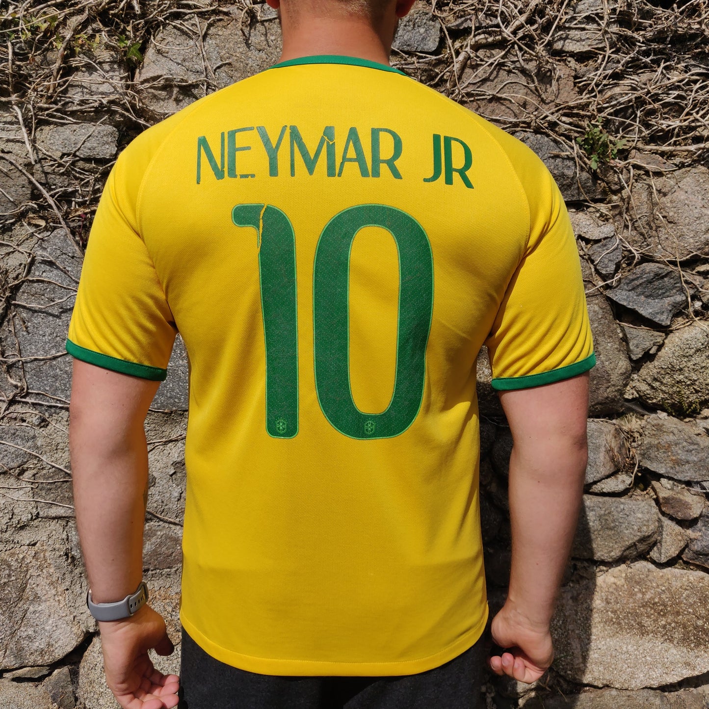Nike Brazil 2014/2015 Neymar Jr #10 Home Football Shirt Jersey Men Size Medium
