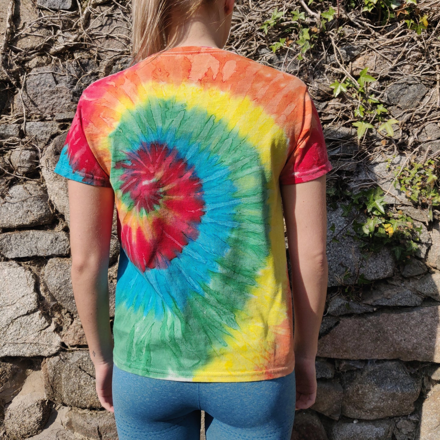 Disney Mickey Mouse Multicolour Dye Crop Tee Crew Neck T-Shirt Women Size Small