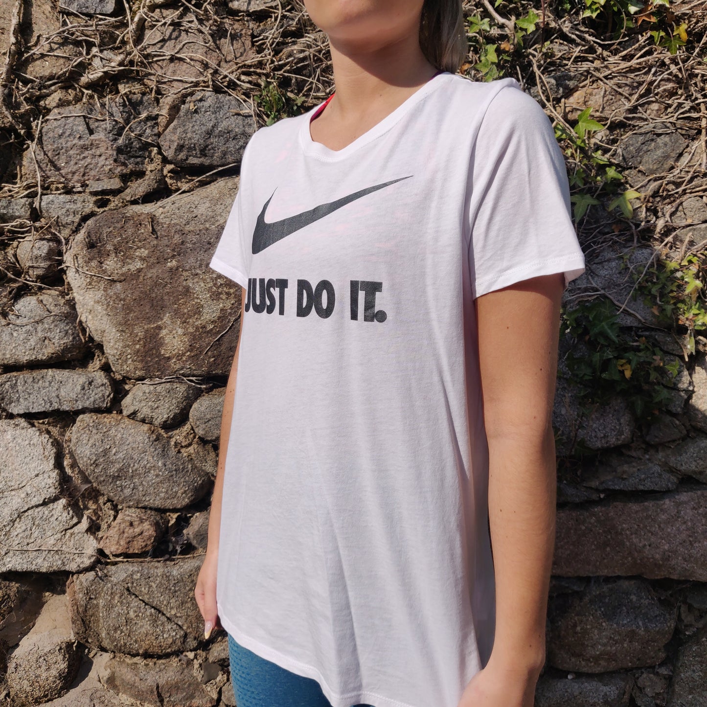 Nike Just Do It Big Swoosh White NSW Tee Crew Neck T-shirt Women Size Medium