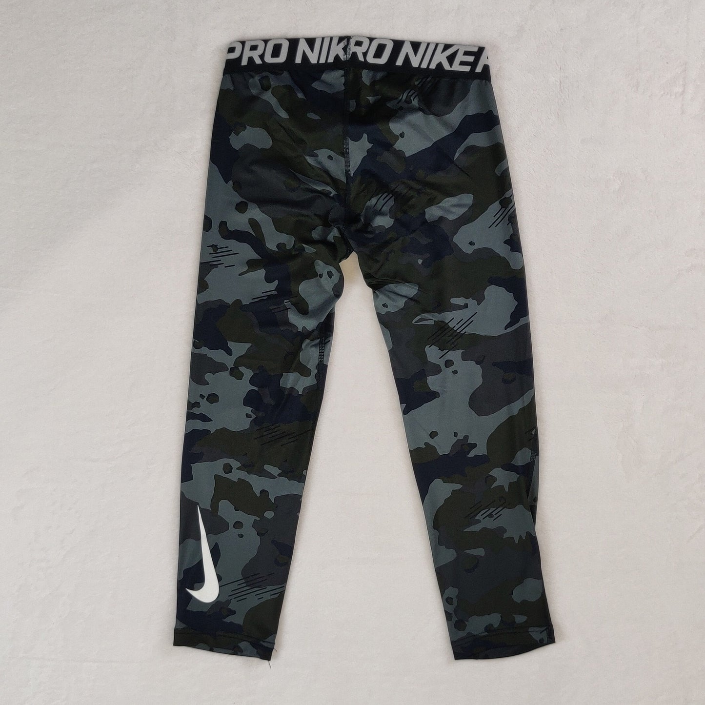Nike Pro Dri-Fit Black Green Camouflage Capri Leggings Men Small ~ CD7674-010