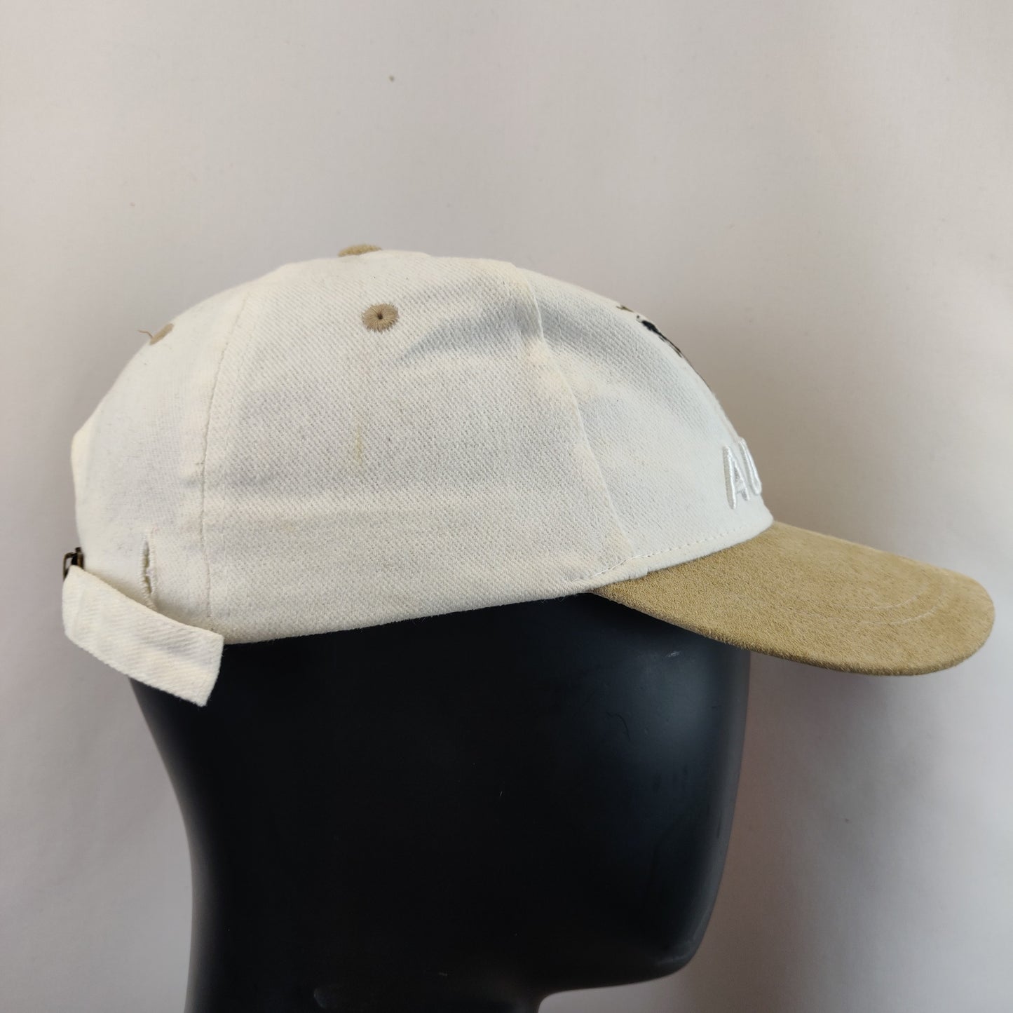 Austria Embroidered Crest White Beige Baseball Cap Adjustable Hat Men Unisex