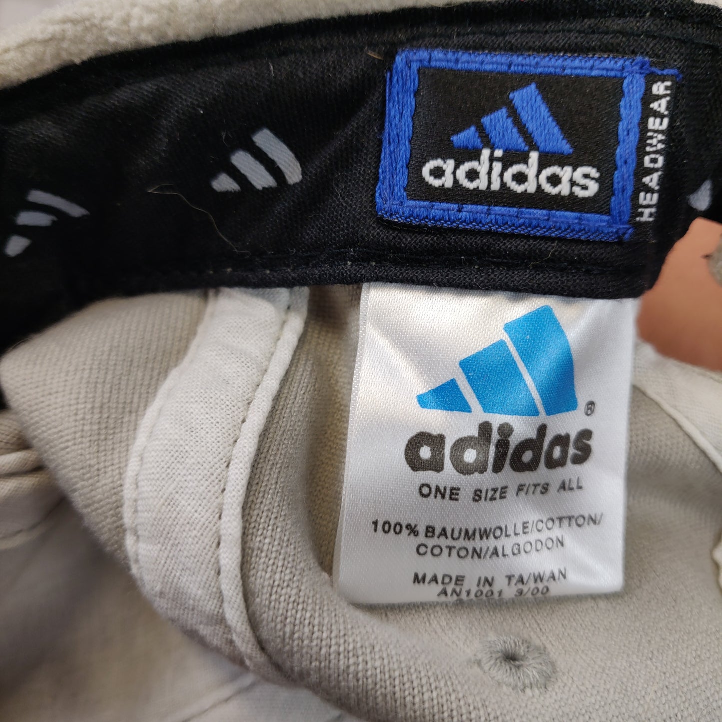 Adidas Vintage 90s Retro Grey Fleece Fluffy Baseball Cap Hat Men Unisex One Size