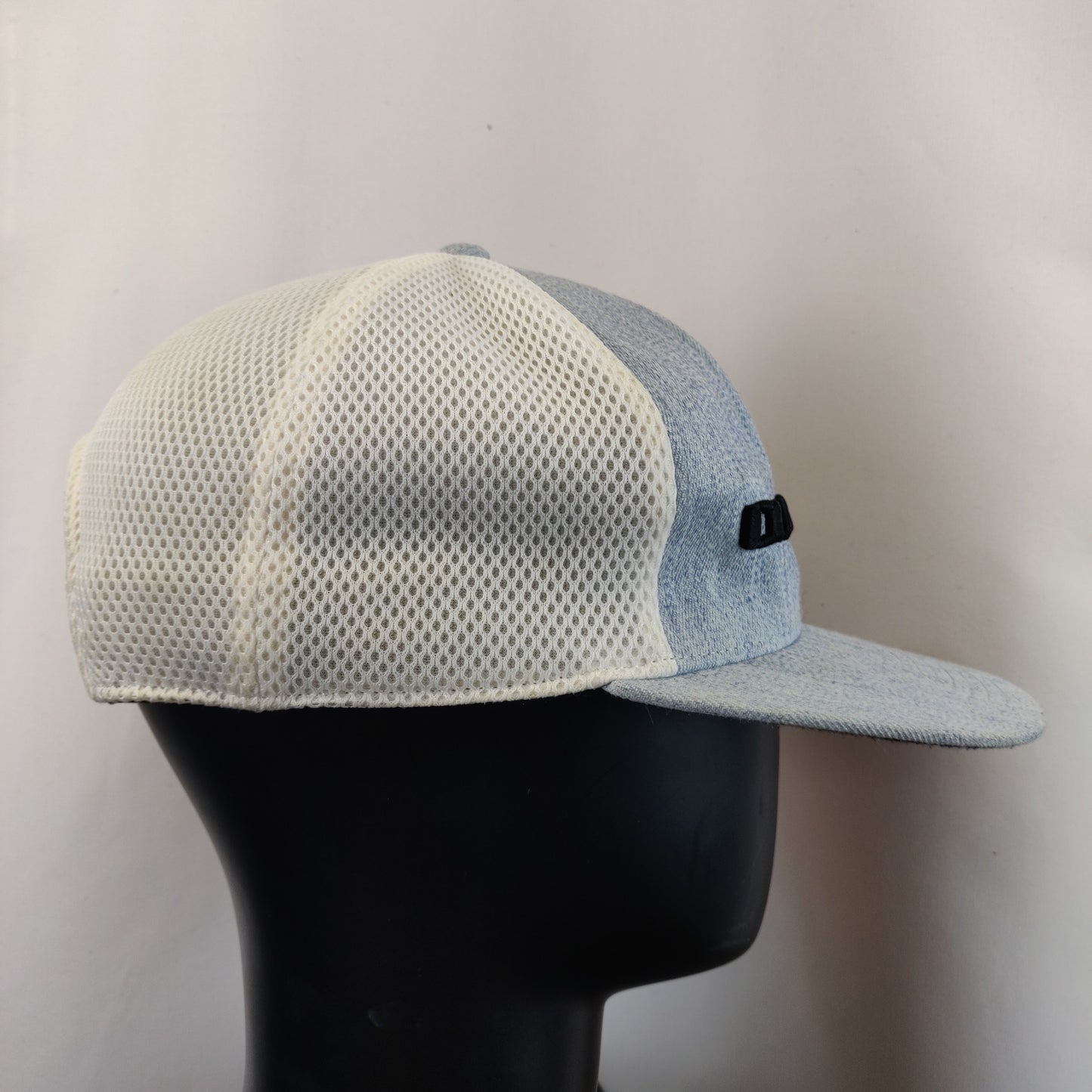 Oakley Grey Flat Bill 110 Flexfit Tech Mesh Trucker Cap Hat Men Unisex One Size