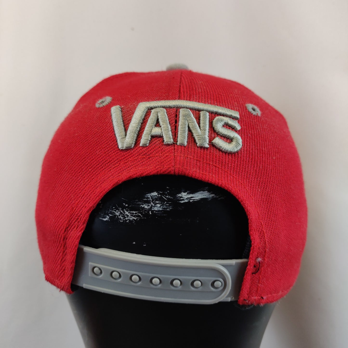 Vans Off The Wall Los Angeles Red Grey Embroidered Snapback Hat Cap Men