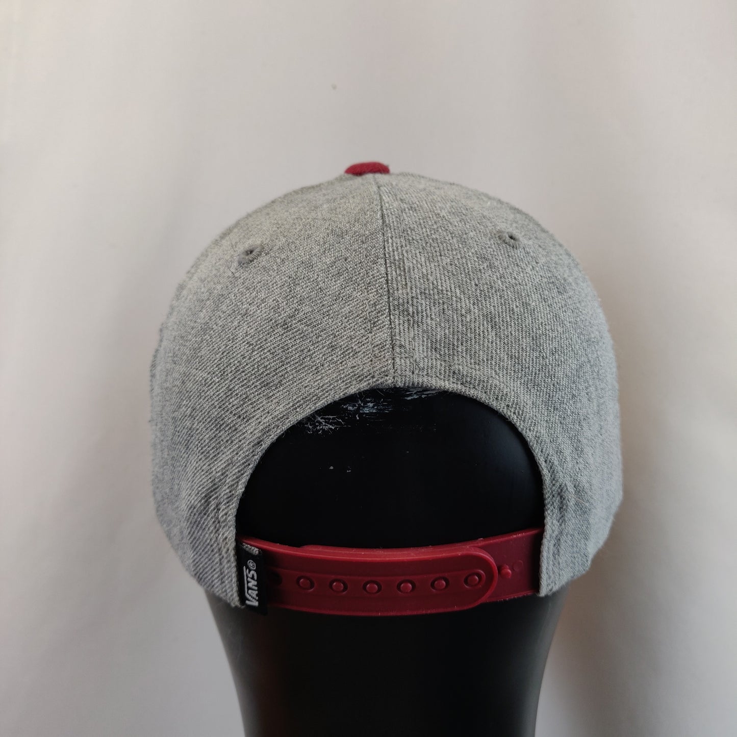 Vans Yupoong Grey Red Skateboard Snapback Cap Hat Men Unisex OSFM