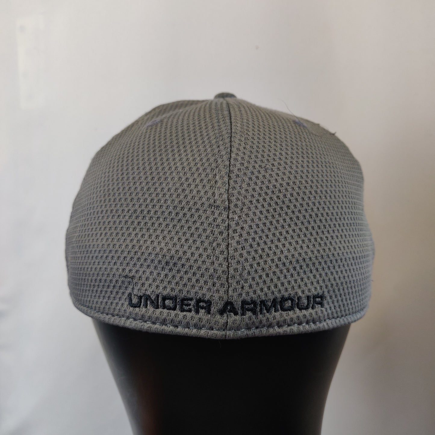 Under Armour Grey Embroidered Baseball Cap Hat Men Unisex Size L / XL