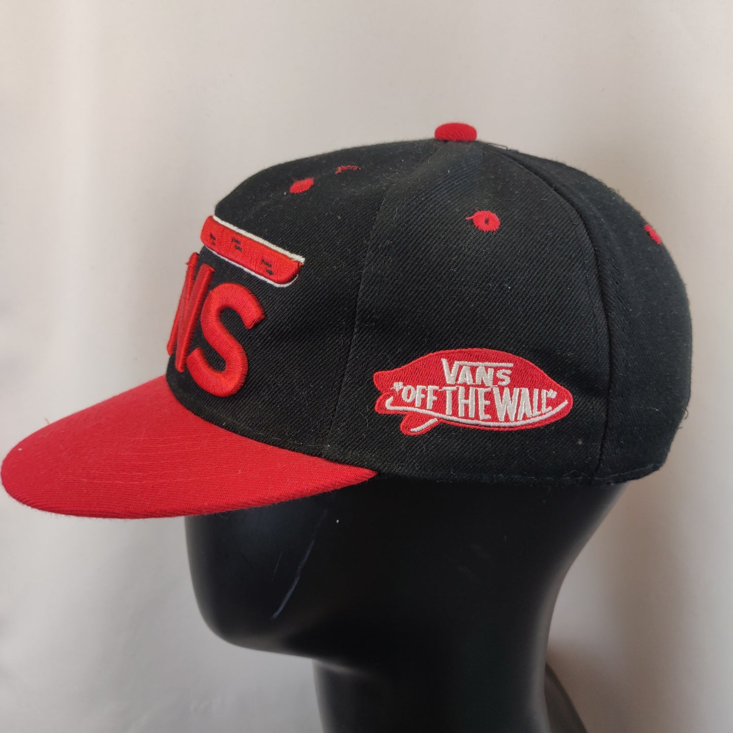 Vans Off The Wall Black Red Embroidered Adjustable Snapback Hat Cap Men Unisex