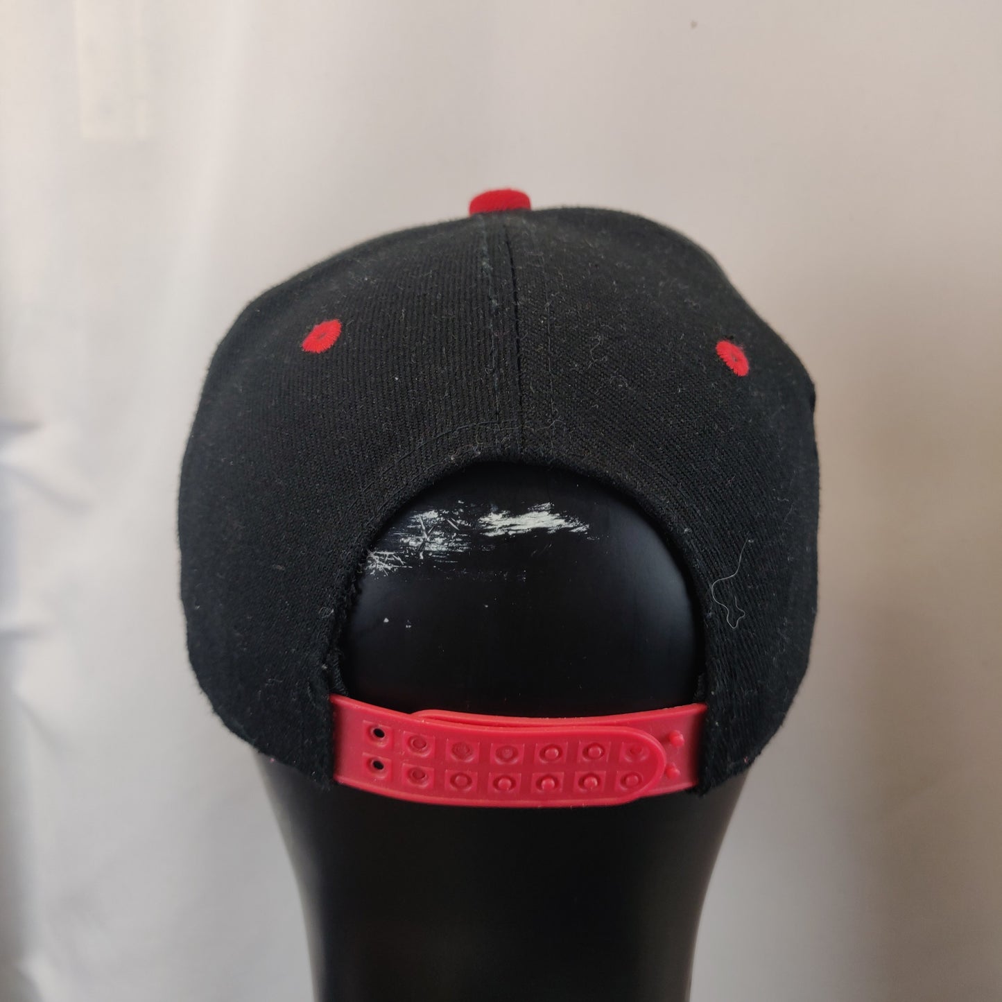 Vans Off The Wall Black Red Embroidered Adjustable Snapback Hat Cap Men Unisex