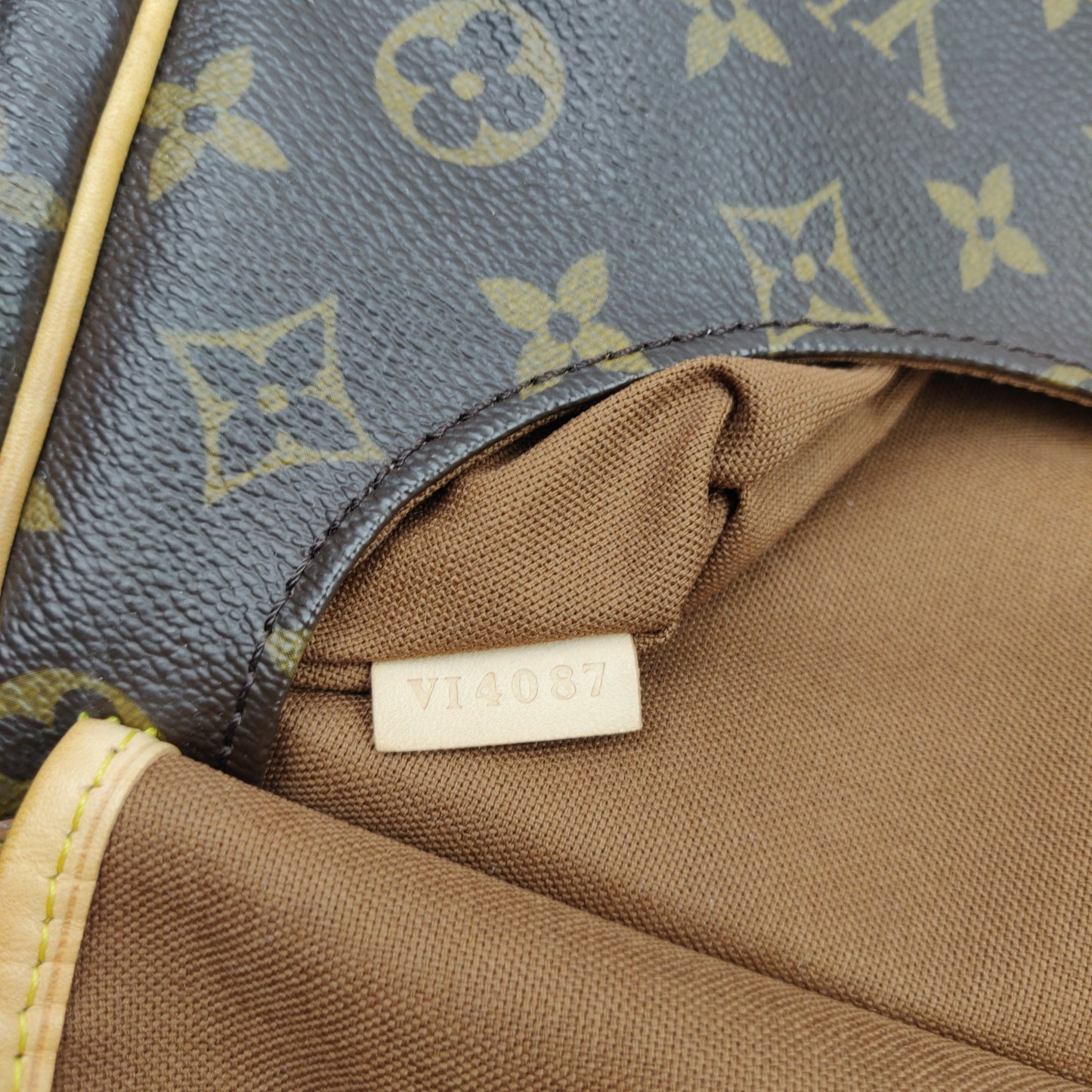 Louis Vuitton Authentic Brown Tulum Monogram PM Shoulder Bag Handbag Women