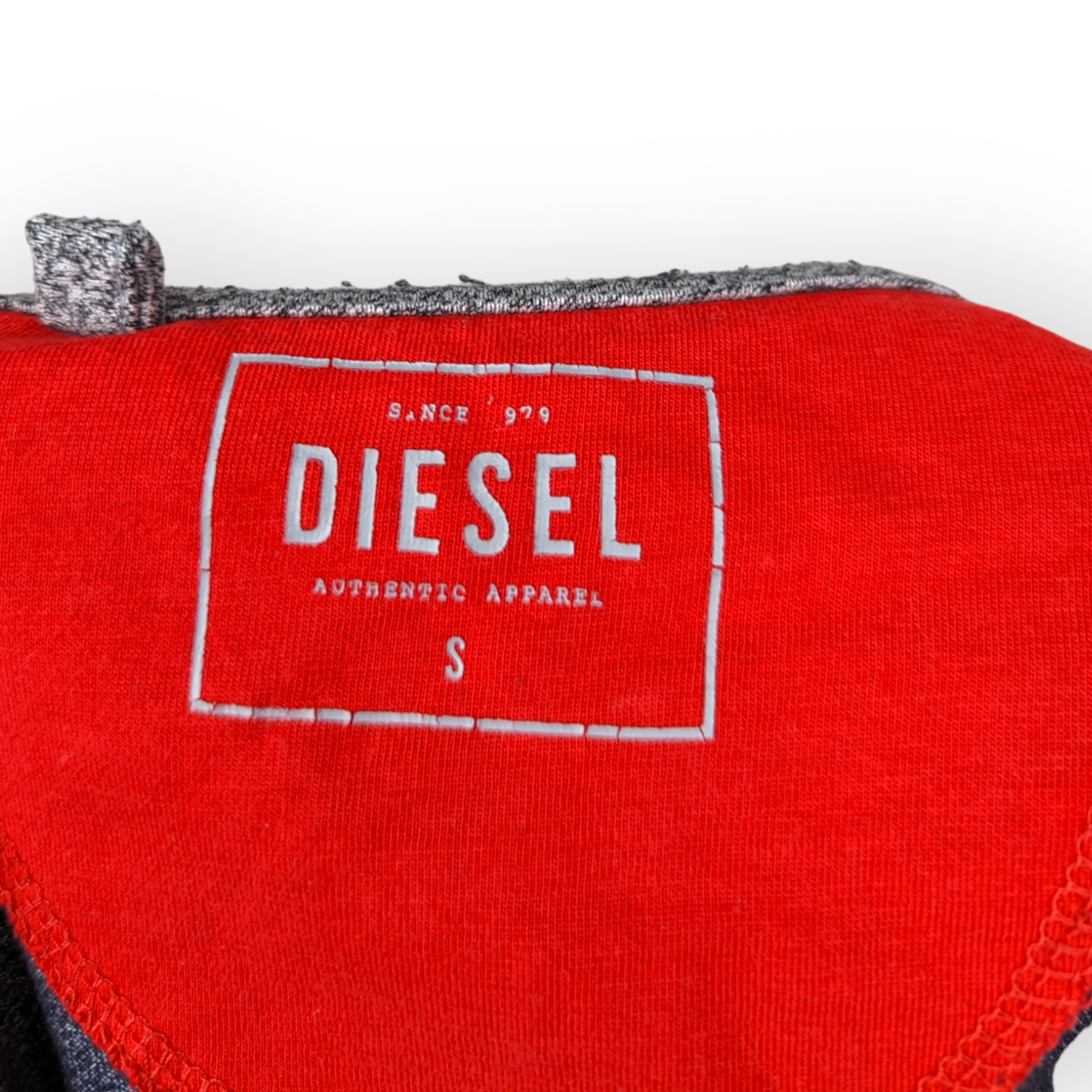 Diesel Grey Red Logo Short Sleeve Crew Neck T-Shirt Men Size Small