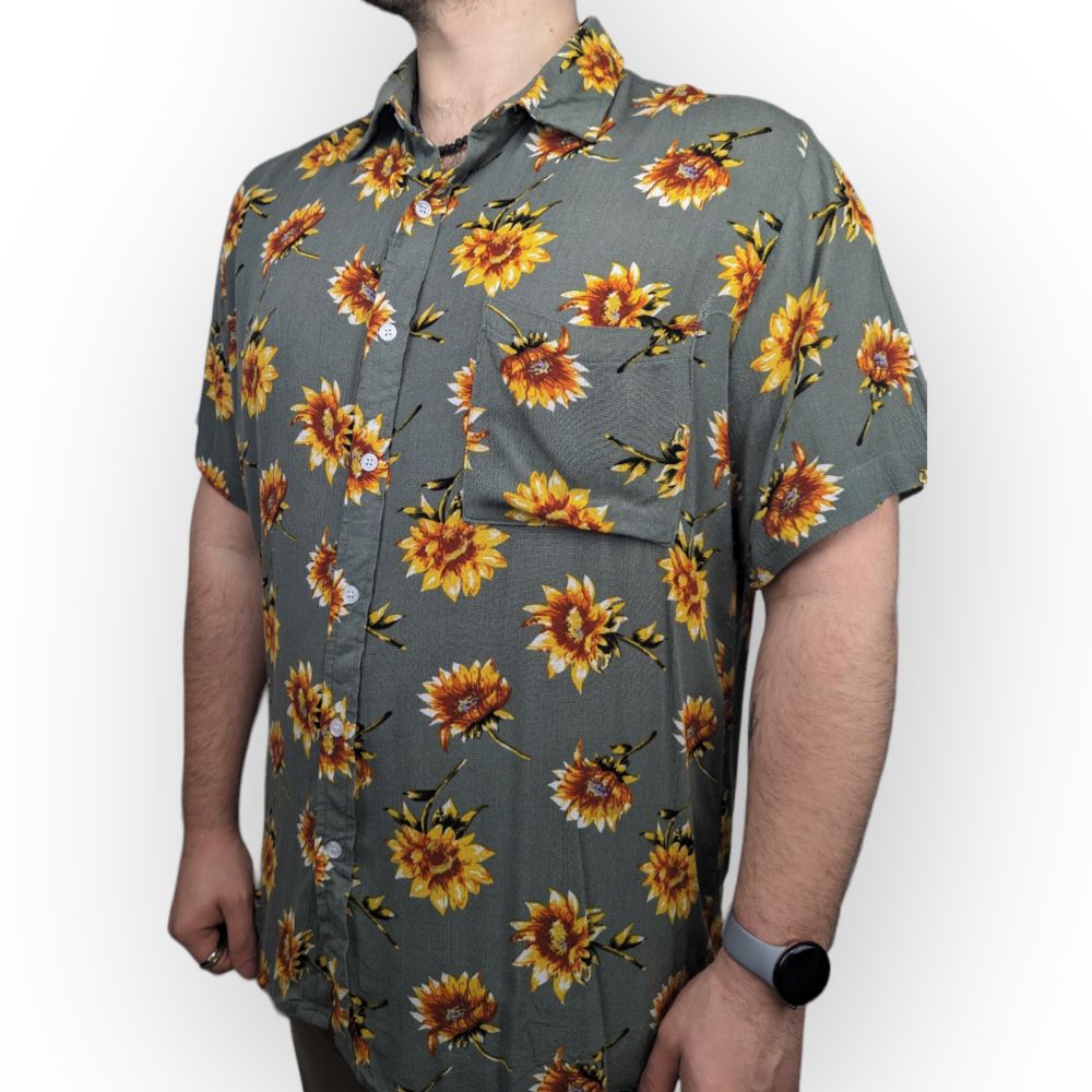 Fashion Vintage Grey Sunflower Print Short Sleeve Casual Shirt Men Size Large
