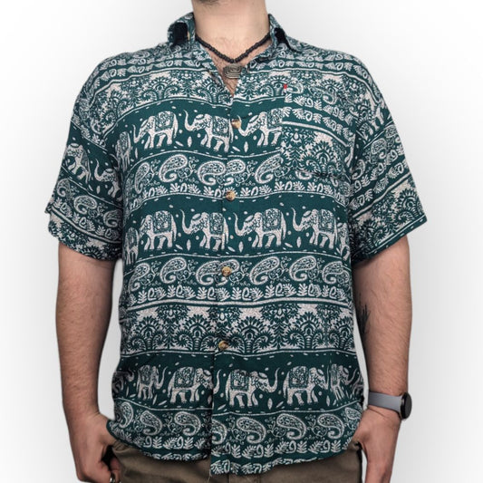 Vintage Ethnic Elephant Paisley Print Green Hawaiian Shirt Men Size Large