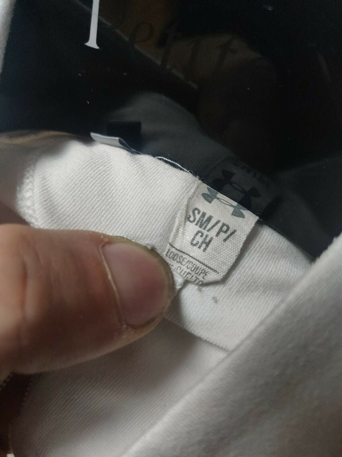 Under Armour White Half-Zip Sweatshirt Men Size small