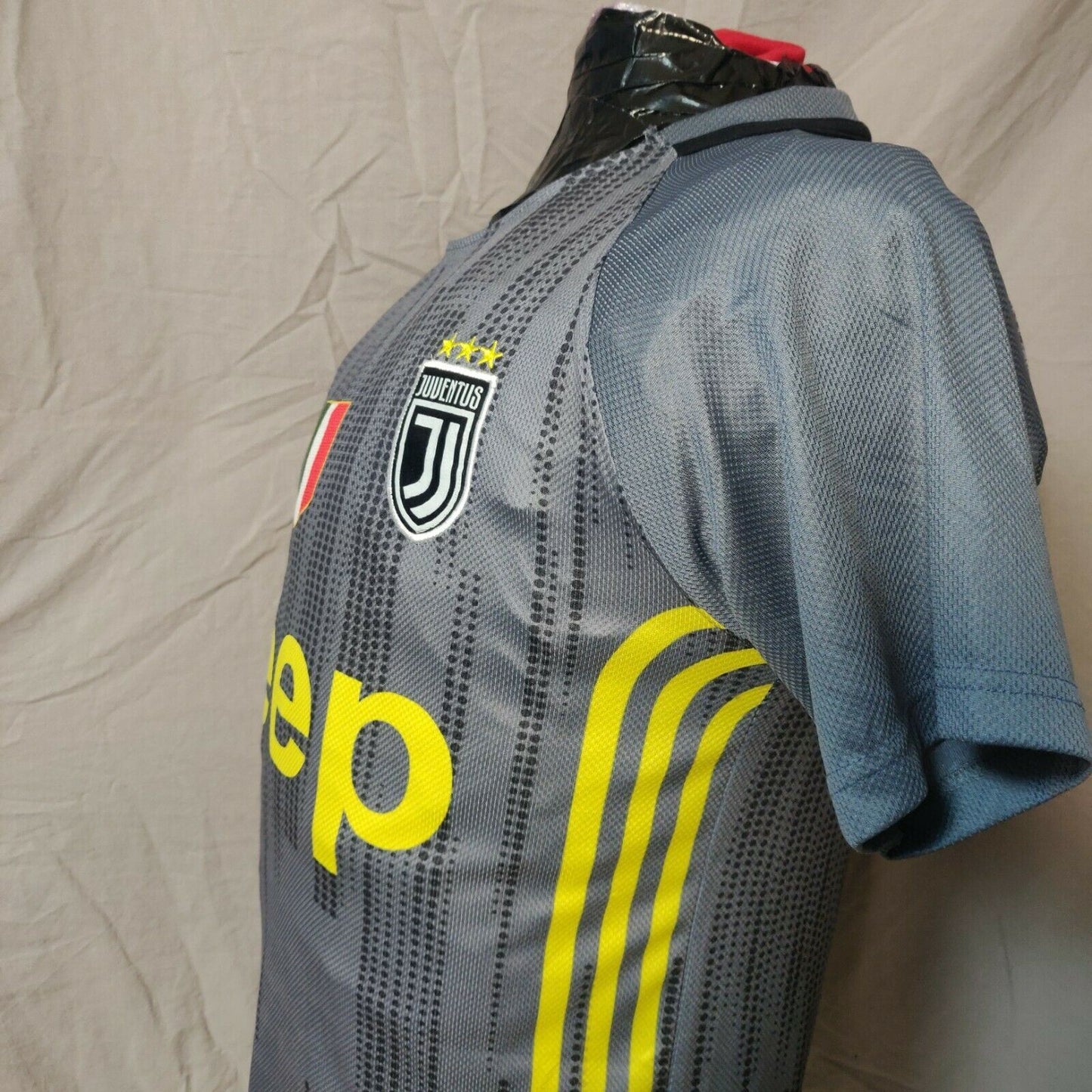 Juventus FC Grey Adidas Ronaldo Jersey Men Size Large