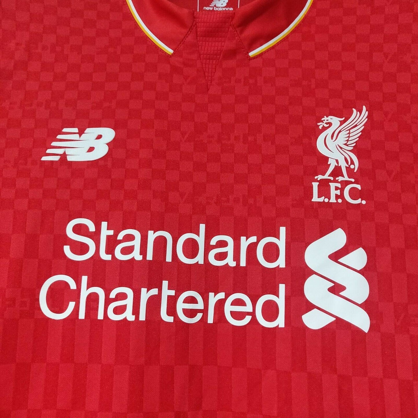 Liverpool FC Red New Balance Sweatshirt Long Sleeve Boys Size XL