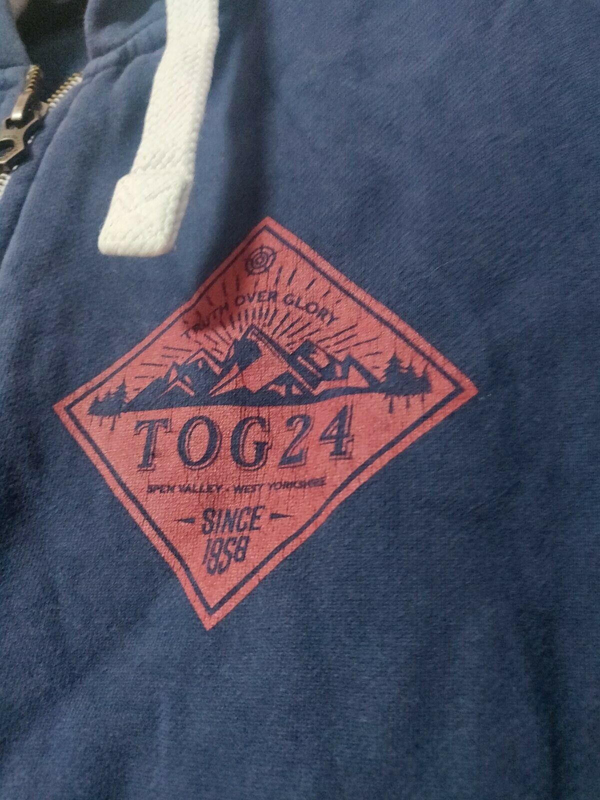 Tog Twenty Four Navy Full Zip Hoodie Men Size Medium