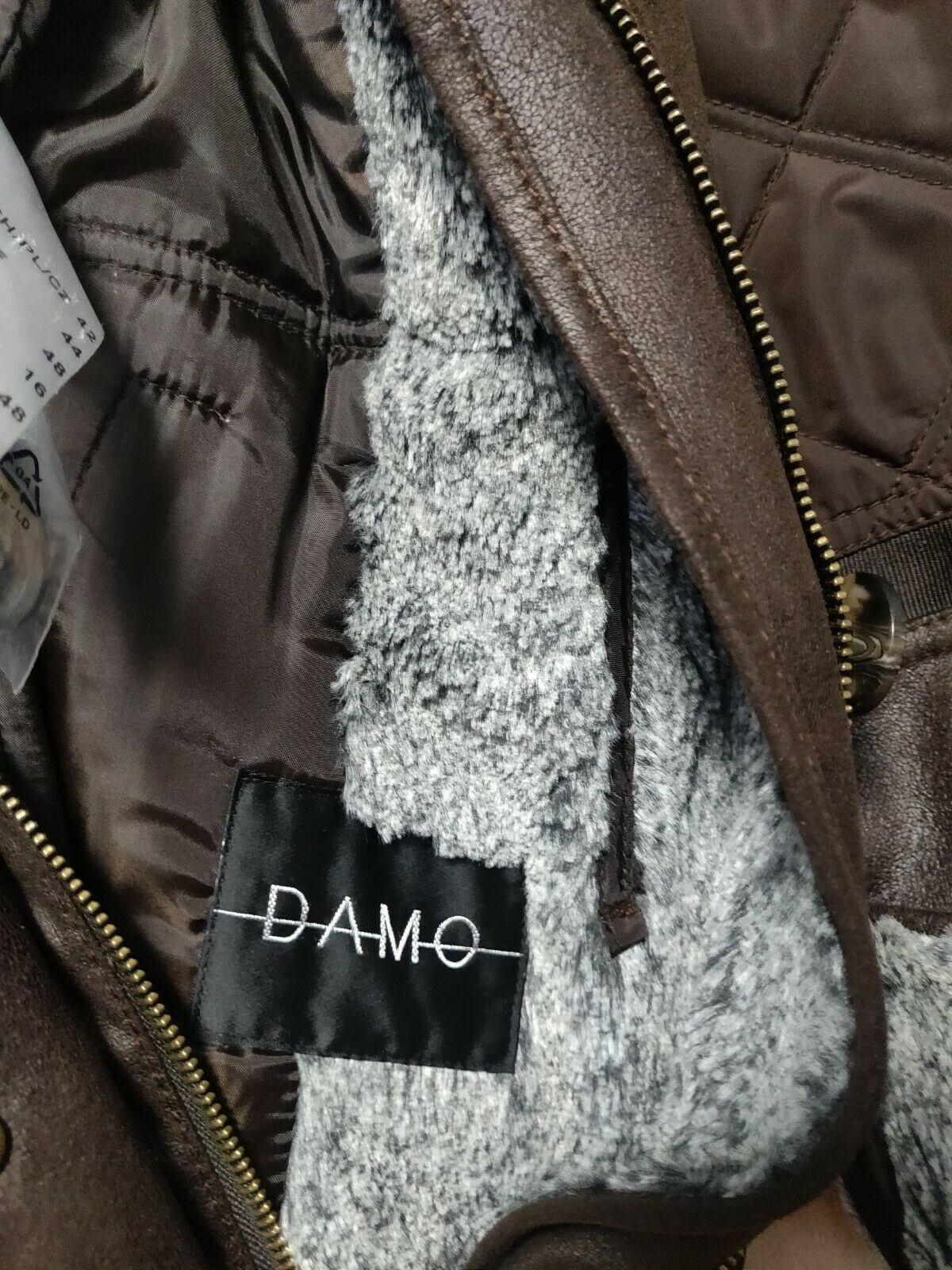 Damo Brown women vintage Coat With Partial Fur Lining Size 16