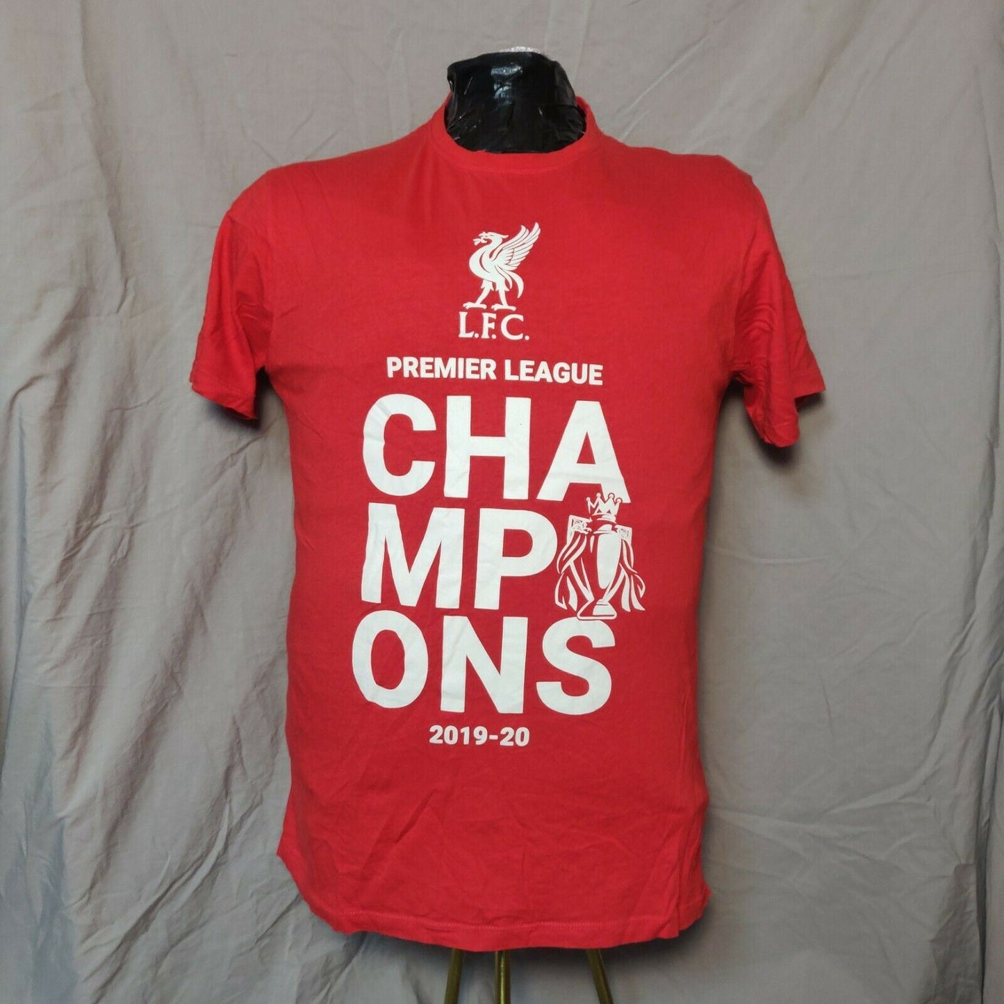 Liverpool FC Champions 2019-2020 Red T-shirt Men Size Medium