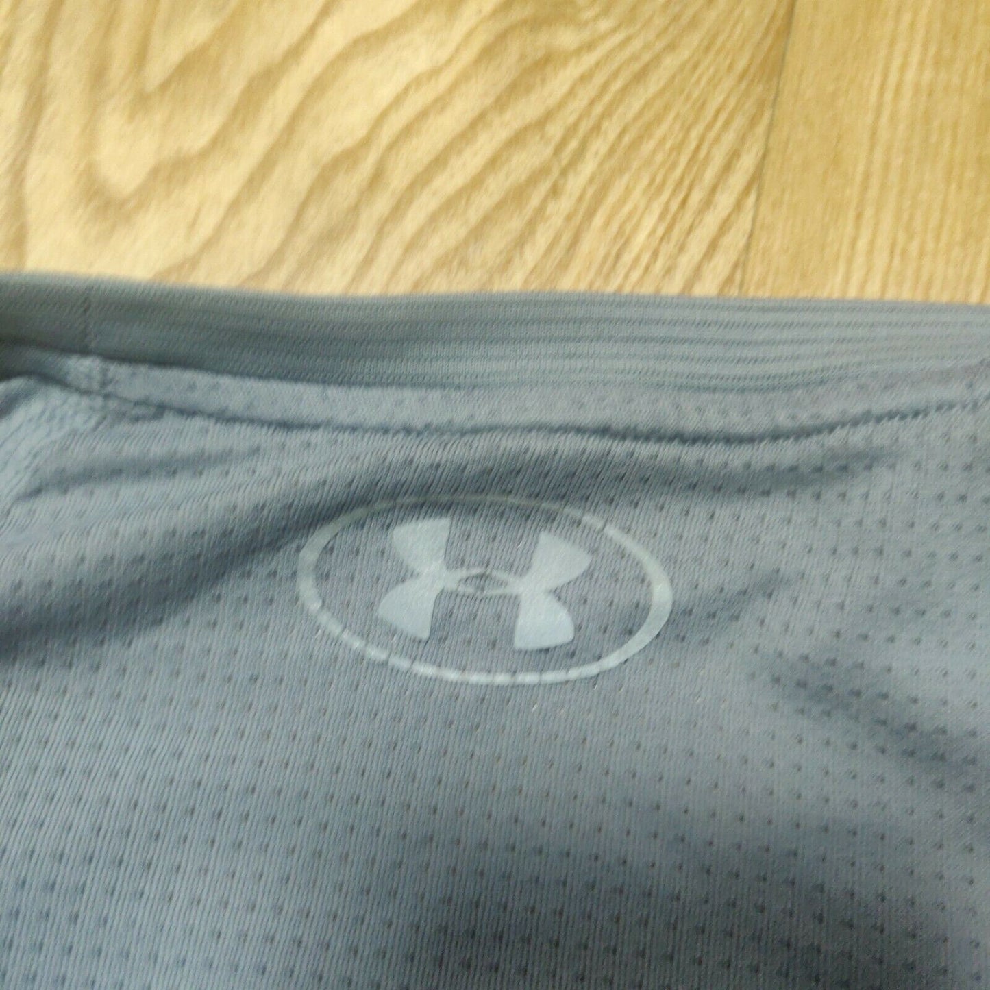 Under Armour Threadborne Grey T-shirt Short Sleeve Small