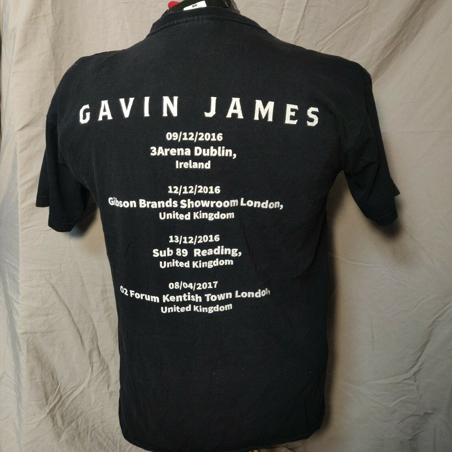Gavin James Black T-shirt Short Sleeve Men Size Large