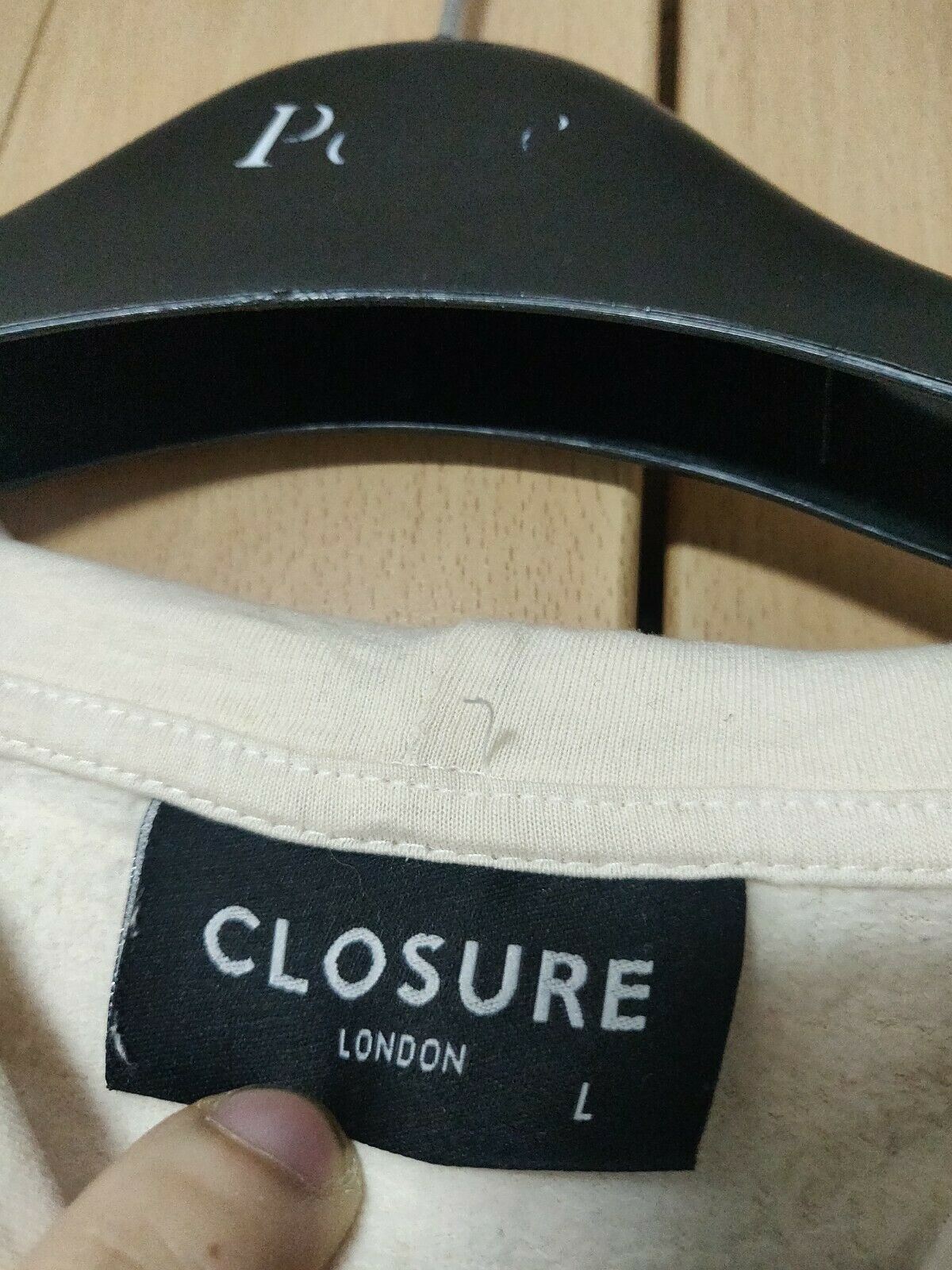 Closure London White Pullover Hoodie Men Size Large