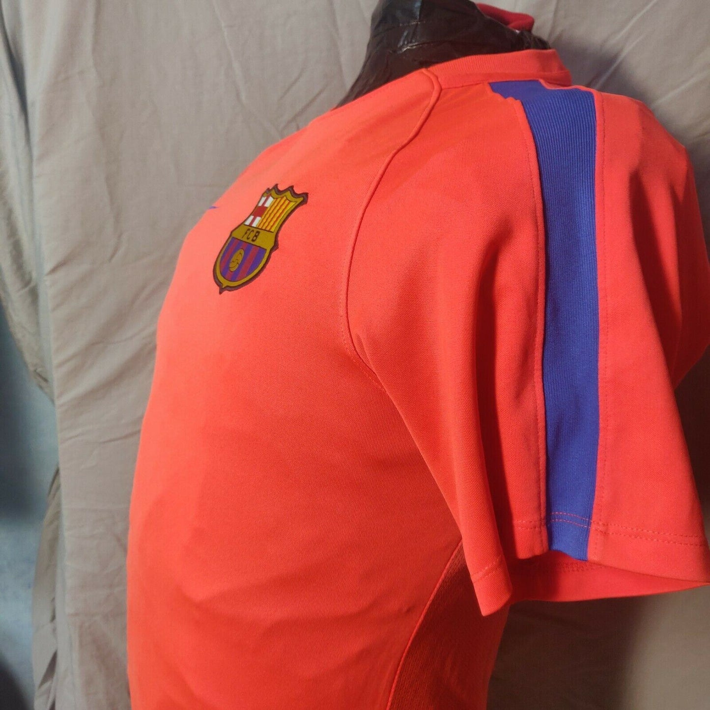 FCB Barcelona 2016/17 Red Nike Dri-Fit Pre-Match Training Top Men Size Small